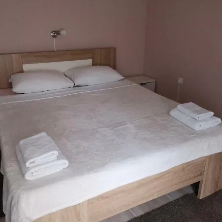 게스트하우스 Dedine